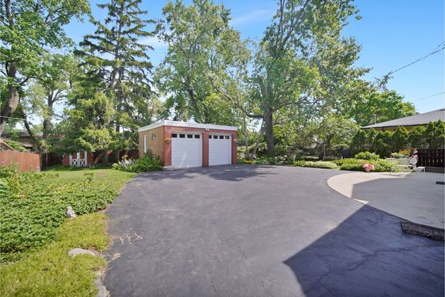 5228 Cass Street, Oak Lawn, IL 60453