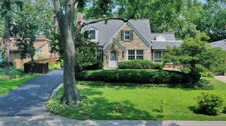 5228 Cass Street, Oak Lawn, IL 60453