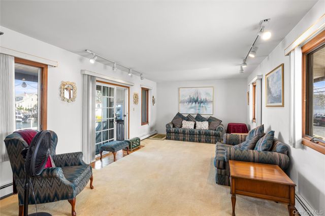 165 Gordon Place, Freeport, NY 11520