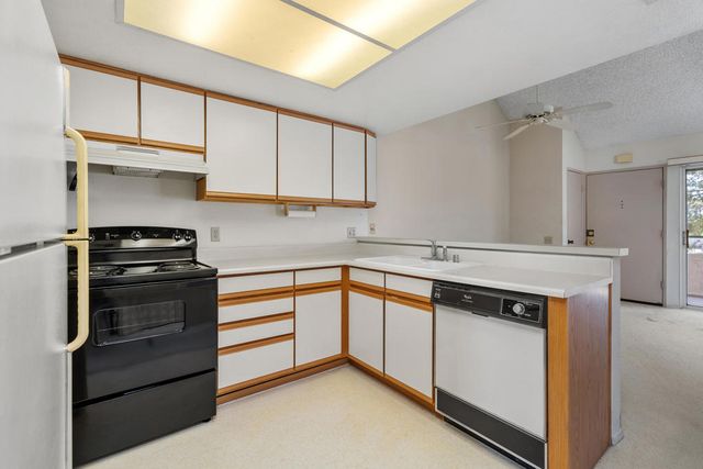 32505 Candlewood Drive 22, Cathedral City, CA 92234