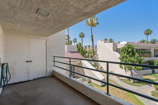 32505 Candlewood Drive 22, Cathedral City, CA 92234