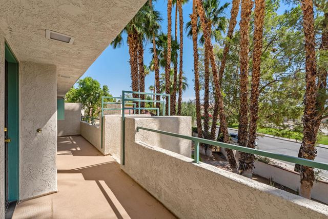 32505 Candlewood Drive 22, Cathedral City, CA 92234