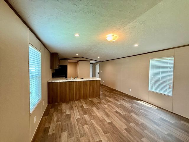 20470 Vick Drive 20440, New Caney, TX 77357