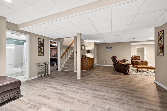 17 Trout Creek Run, Mendon, NY 14472