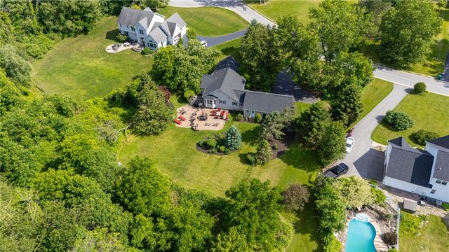 17 Trout Creek Run, Mendon, NY 14472
