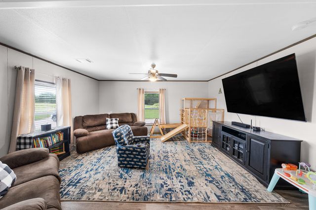 2871 County Road 1076, Celeste, TX 75423