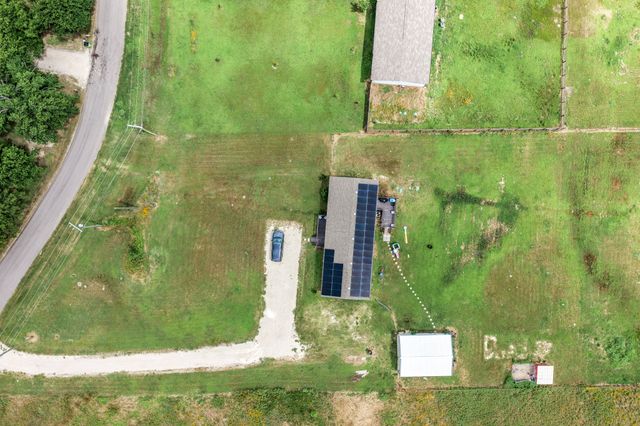 2871 County Road 1076, Celeste, TX 75423