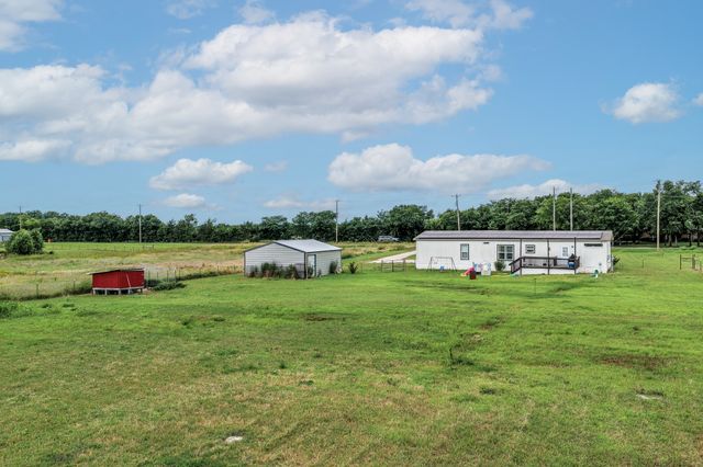 2871 County Road 1076, Celeste, TX 75423