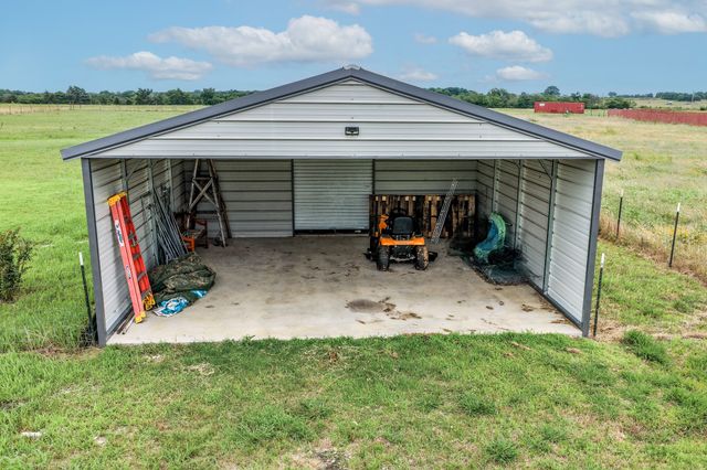 2871 County Road 1076, Celeste, TX 75423