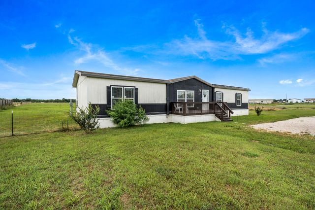 2871 County Road 1076, Celeste, TX 75423