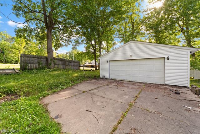 41511 Hazelwood Street, Elyria, OH 44035