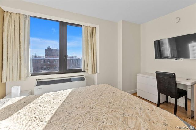 39-16 Prince Street 8, Flushing, NY 11354