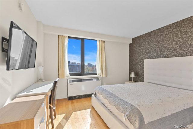 39-16 Prince Street 8, Flushing, NY 11354