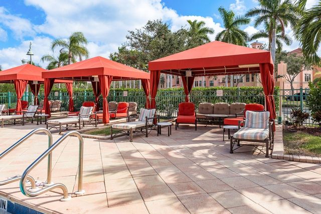 2725 VIA CIPRIANI 714B, Clearwater, FL 33764