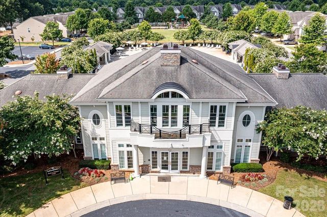 6453 Silver Star Lane, Charlotte, NC 28210