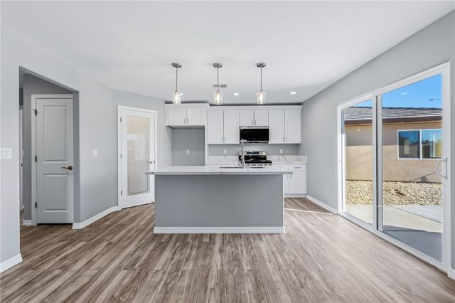 1806 Rollando Drive, Bullhead City, AZ 86442