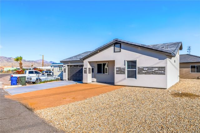 1806 Rollando Drive, Bullhead City, AZ 86442