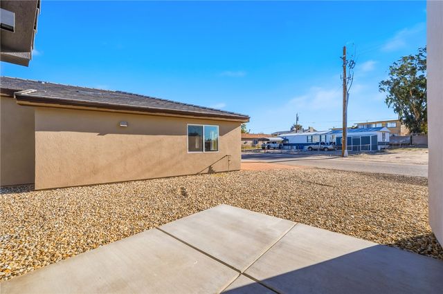 1806 Rollando Drive, Bullhead City, AZ 86442