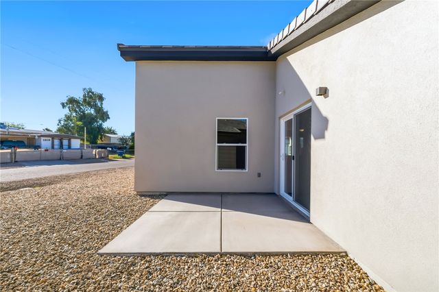 1806 Rollando Drive, Bullhead City, AZ 86442