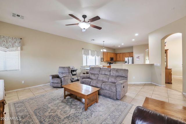 8807 W CAROLE Lane, Glendale, AZ 85305