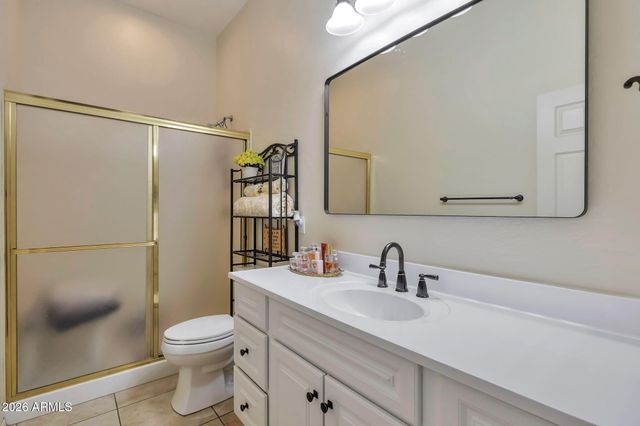 8807 W CAROLE Lane, Glendale, AZ 85305