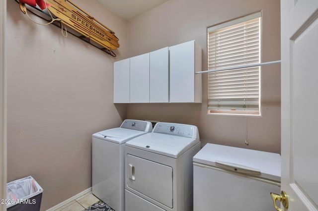 8807 W CAROLE Lane, Glendale, AZ 85305