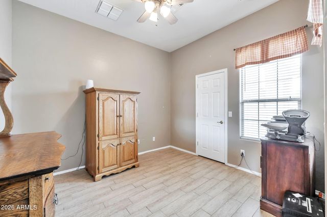 8807 W CAROLE Lane, Glendale, AZ 85305