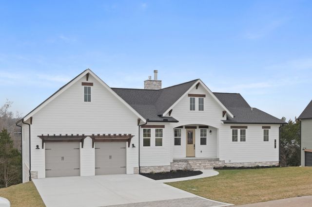 86 Simmons Cir, Winchester, TN 37398