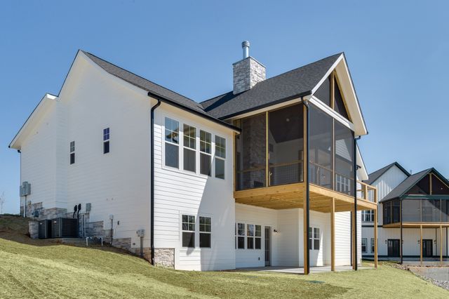 86 Simmons Cir, Winchester, TN 37398
