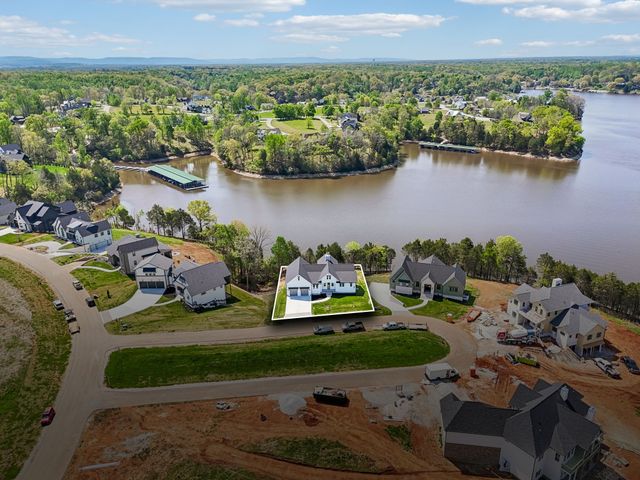 86 Simmons Cir, Winchester, TN 37398