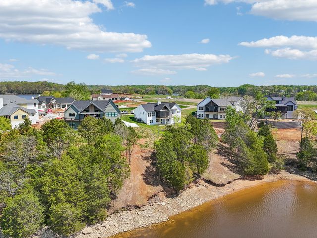 86 Simmons Cir, Winchester, TN 37398