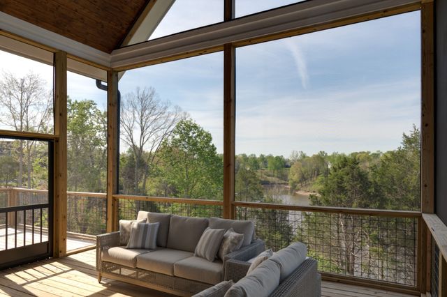 86 Simmons Cir, Winchester, TN 37398