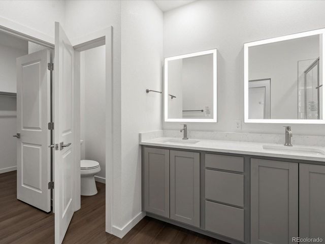 6153 N Ceylon St 3-304, Denver, CO 80249