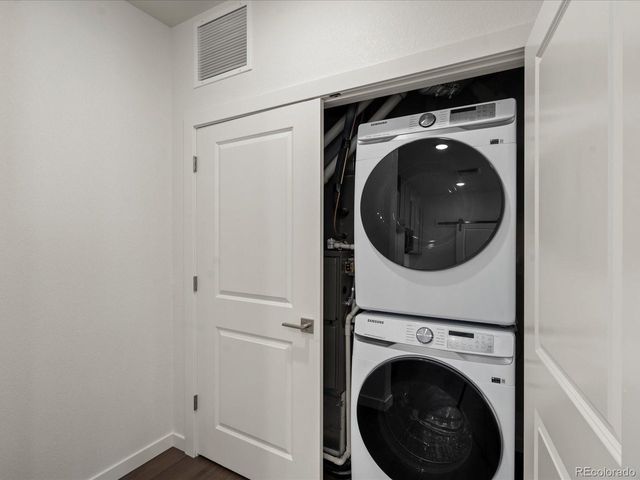 6153 N Ceylon St 3-304, Denver, CO 80249