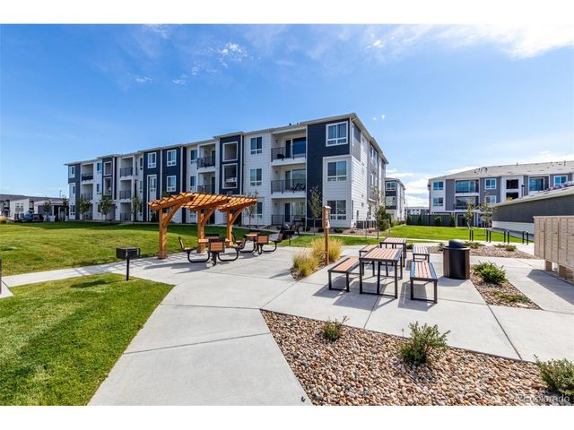 6153 N Ceylon St 3-304, Denver, CO 80249