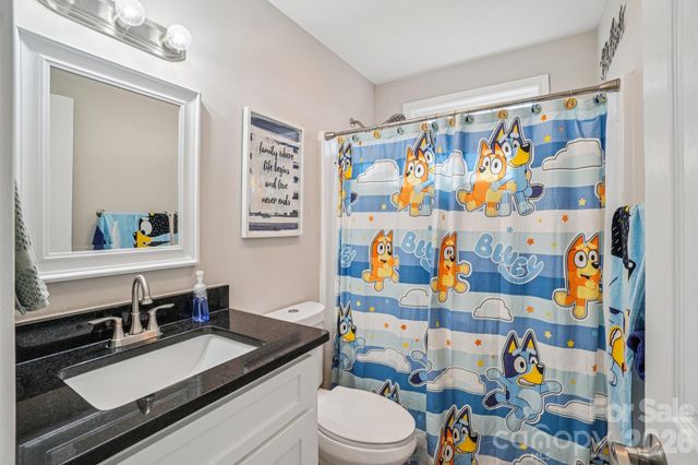 178 Rowe Court, Hendersonville, NC 28792