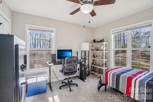 178 Rowe Court, Hendersonville, NC 28792