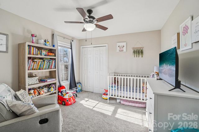 178 Rowe Court, Hendersonville, NC 28792