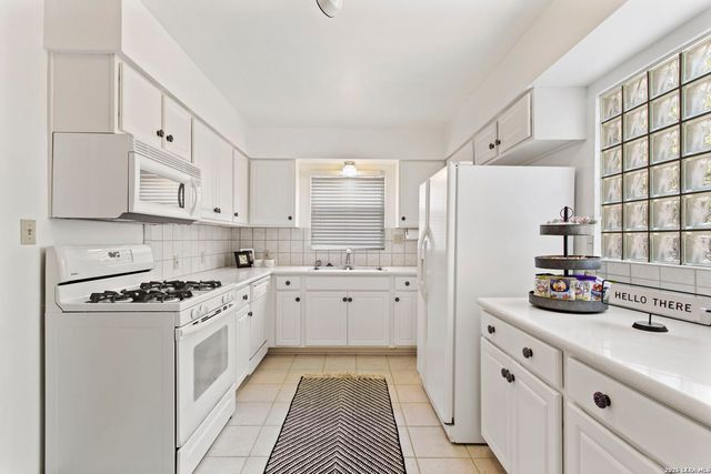 2010 Edgehill, San Antonio, TX 78209