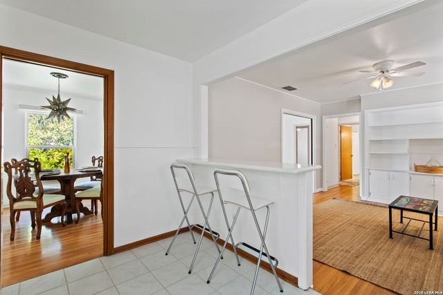 2010 Edgehill, San Antonio, TX 78209