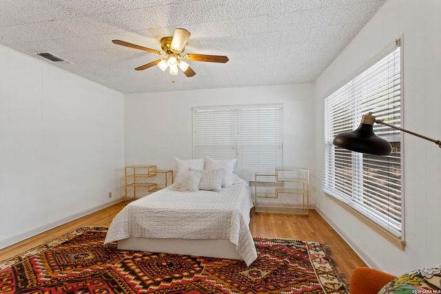 2010 Edgehill, San Antonio, TX 78209