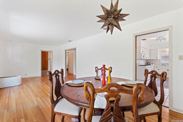 2010 Edgehill, San Antonio, TX 78209