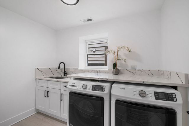 2204 N Kildare Avenue, Chicago, IL 60639