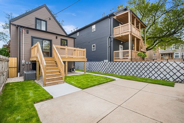 2204 N Kildare Avenue, Chicago, IL 60639