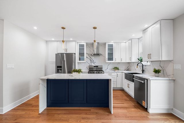 2204 N Kildare Avenue, Chicago, IL 60639