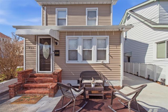 620 S 9th Avenue, Mount Vernon, NY 10550