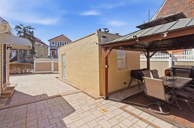 620 S 9th Avenue, Mount Vernon, NY 10550