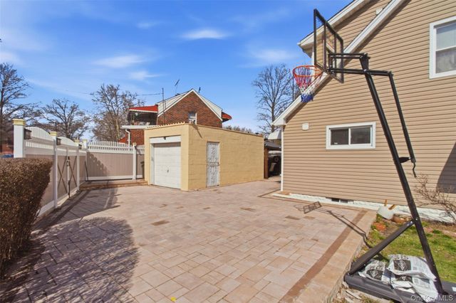 620 S 9th Avenue, Mount Vernon, NY 10550