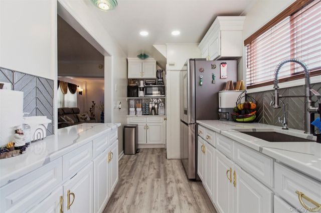 620 S 9th Avenue, Mount Vernon, NY 10550