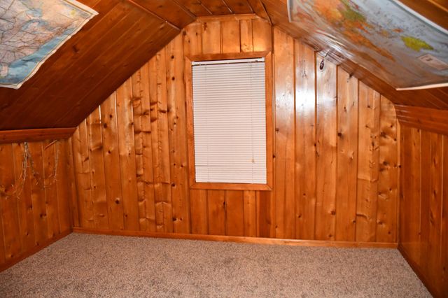 321 Tindolph Avenue N, Thief River Falls, MN 56701